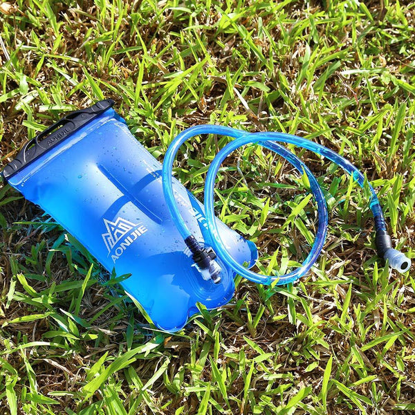 Premium Outdoor Water Bag for Sports (1.5L) - CBXMall.com | Best Prices ➤ Fast DELIVERY | ✈ Free Standard Shipping over 100+ Countries Worldwide