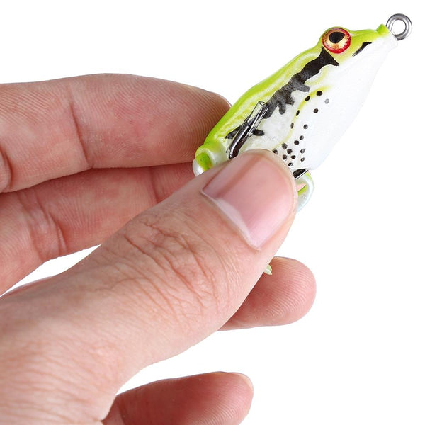 Freshwater Ray Frog Fishing Lure Hooks Fish Bait Tackle 
